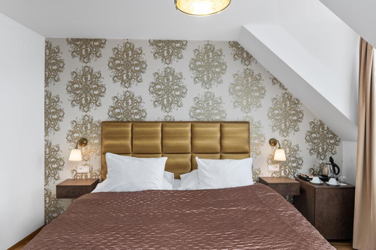 Szálloda Maxplaza 4*