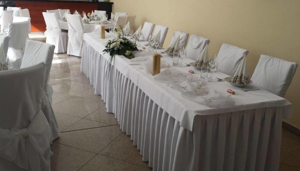 Maxplaza Hotel